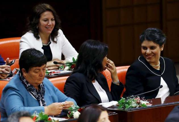 Dilek Öcalan Başkanlık Divanı'nda