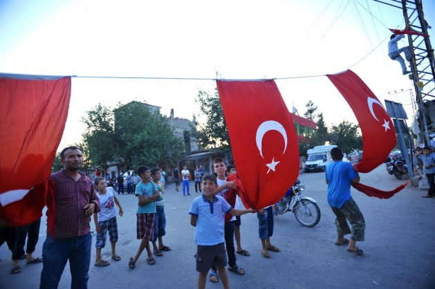 Kilis sokakları Türk Bayrağı ile donatıldı