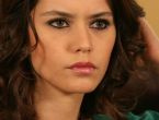 Beren Saat'ten 'mesajlı'  paylaşım