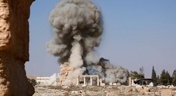 IŞİD 2 bin yıllık tapınağı bombaladı