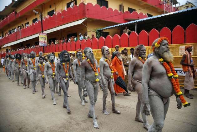 Hindistan'da Kumbh Meala festivali start verdi