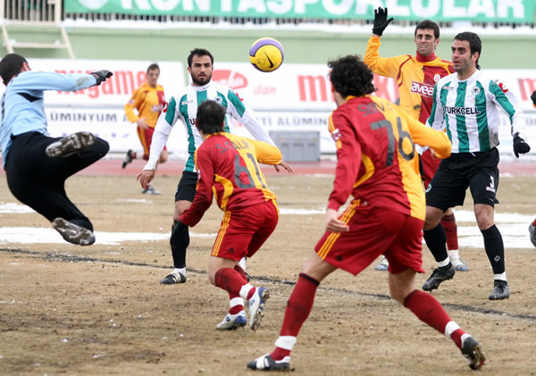 Soğuk savaş Galatasaray'ın