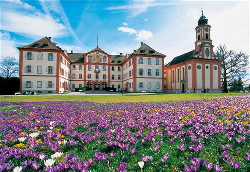 Çiçek adası Mainau