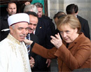Merkel İstanbul'da büyülendi