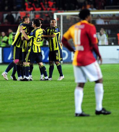 Galatasaray'da topun ağzındakiler