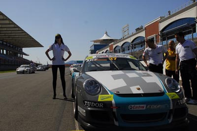 Porscheler İstanbul'da yarıştı