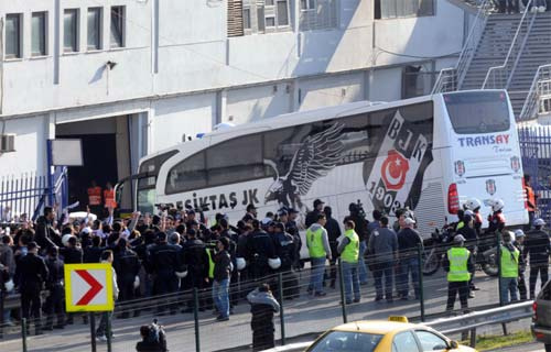 Fenerbahçe Beşiktaş derbisinin önemli kareleri