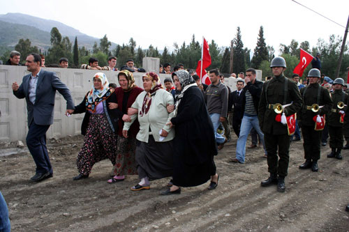 Şehit askere son dokunuş