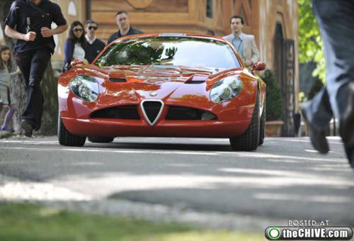 Alfa Romeo TZ3 göz kamaştırıyor