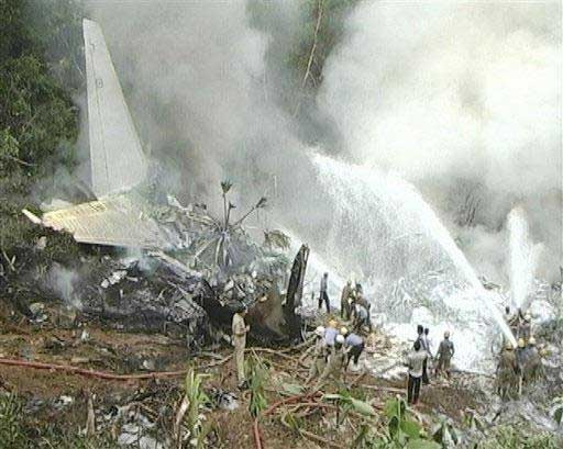 Hindistan'da uçak kazası
