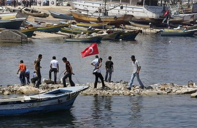 Filistin'de Türk bayrakları