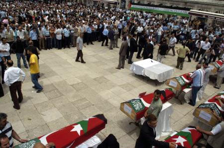 Mavi Marmara'da ölenlerin cenaze töreni