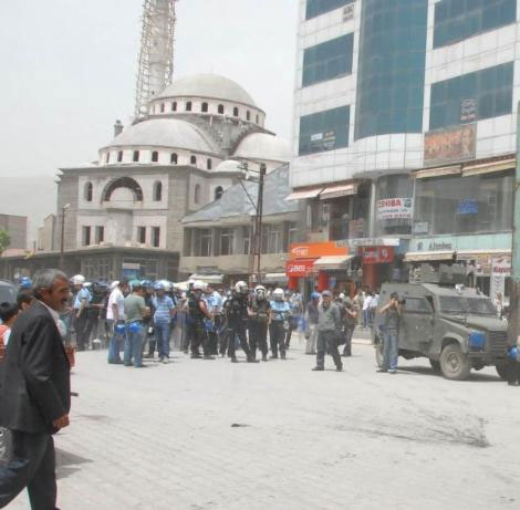 Hakkari'de yine olay çıktı