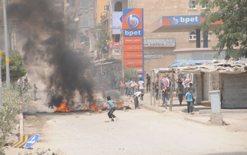 Cizre'de ortalık savaş alanına döndü