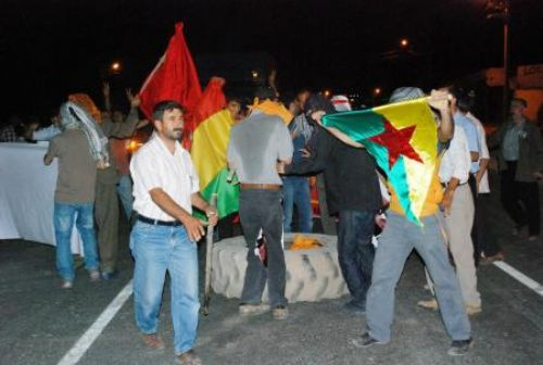 PKK'lıya miting gibi cenaze töreni