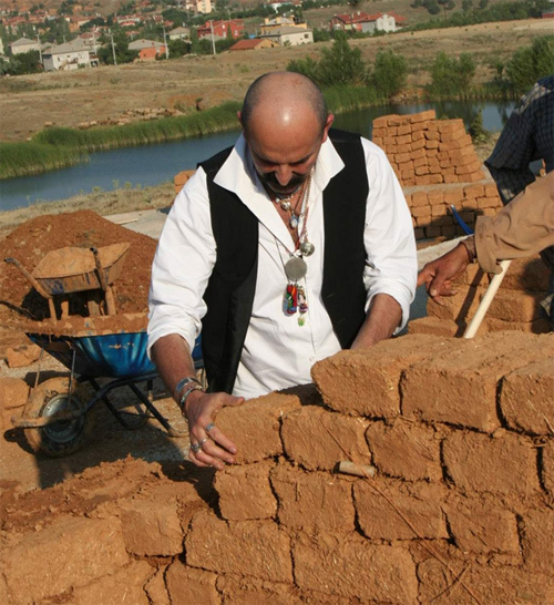 Konya'ya ünlüler köyü yapılıyor