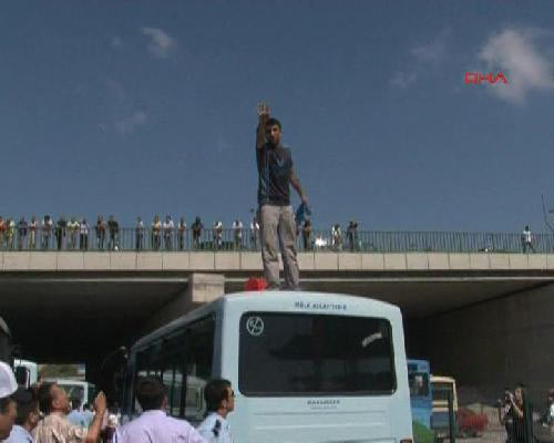İstanbul'da minibüsçü isyanı
