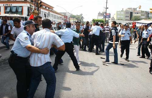 Hatay'da gergin anlar