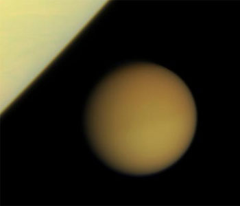 Titan'da dev okyanus