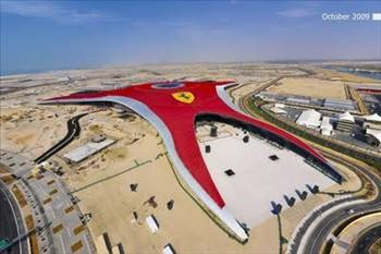 Abu Dabi'deki Ferrari Park