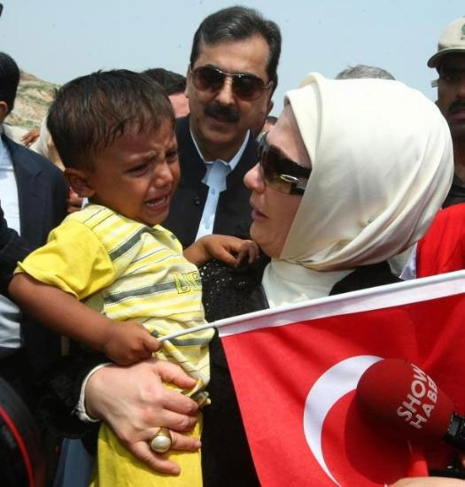 Emine Erdoğan gördüklerine inanamadı