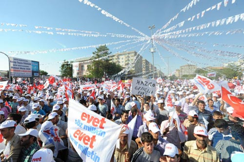 Başbakan'ın Diyarbakır mitinginden kareler