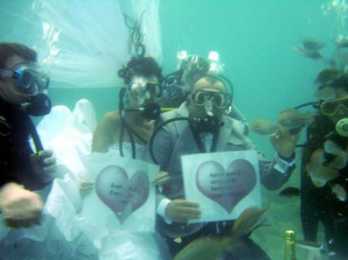 Su altında romantizm 