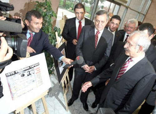 CHP'den olay AK Parti sergisi