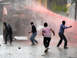 Mersin'de korsan gösteri: 1 yaralı