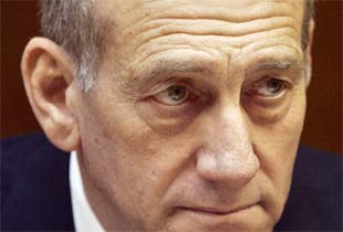 Olmert iki hafta daha vuracak