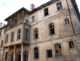 Meram'da tarihi otel restore edilecek