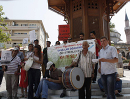 Öğretmen adaylarından 'mani'li eylem 