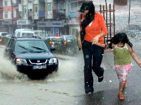 İstanbullunun yağmur perişanlığı
