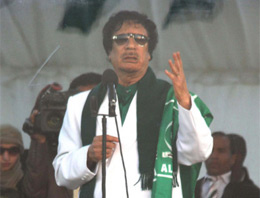 Kaddafi Libya'daki suçluları ilan etti