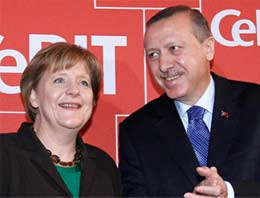 Merkel Erdoğan'dan kopya çekti