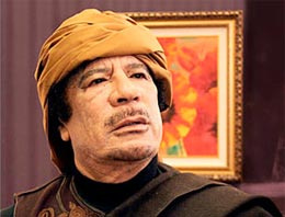 Dünyanın bombası Kaddafi'ye vız geldi