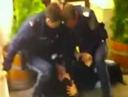 Viyana polisi Türkleri böyle dövdü!