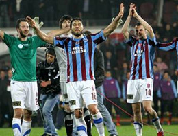 Oflu Trabzon taraftarı yaptı yapacağını