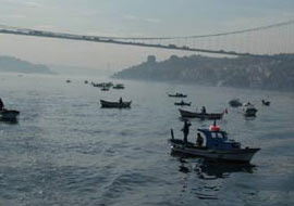 İstanbul boğazı trafiğe açıldı