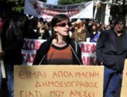 Yunanistan'da gazeteciler greve gitti