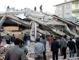 CHP deprem vergilerinin peşini bırakmıyor