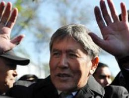 Atambayev, Kırgızistan'ın yeni cumhurbaşkanı