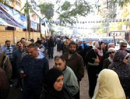 Mısır'da tarihi seçimlere yüksek katılım