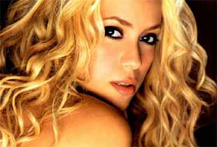Shakira en iyi seçildi