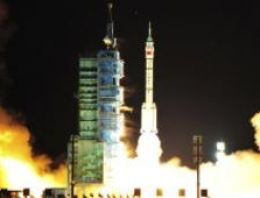 Çin uzay projelerine hız verecek