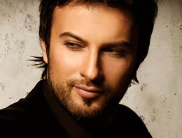 Yazın şarkısı Tarkan'dan geldi