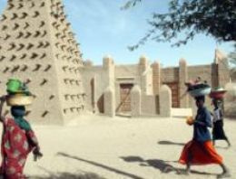 Timbuktu'nun 'etrafı sarıldı'