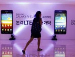 Samsung cep telefonunda Nokia'yı geçti