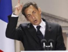 Sarkozy'den 'Kaddafi yardımı' iddiasına dava
