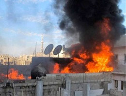 Suriye ordusu kentleri bombalıyor